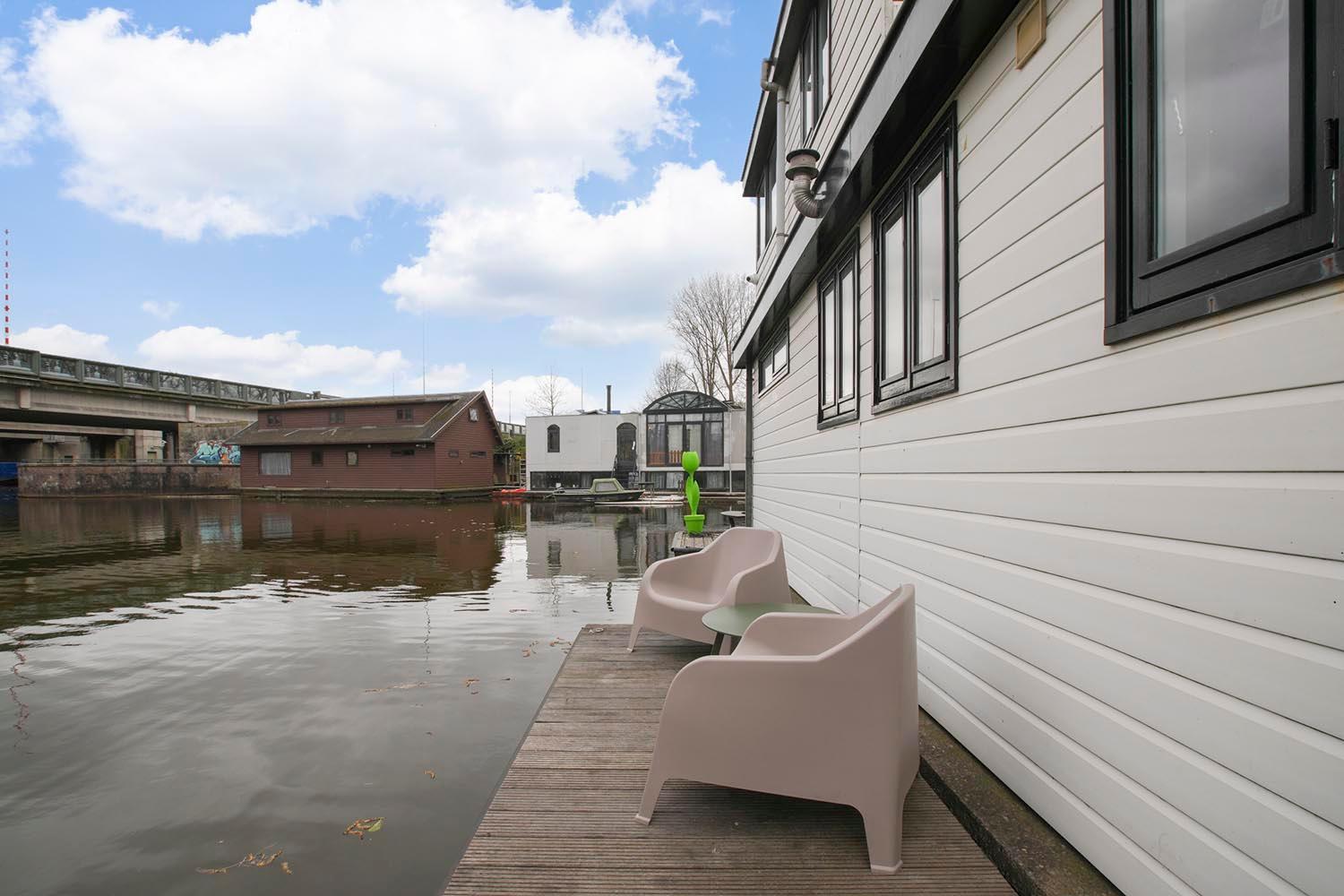 Houseboat The New - Nieuwe Frühstückspension